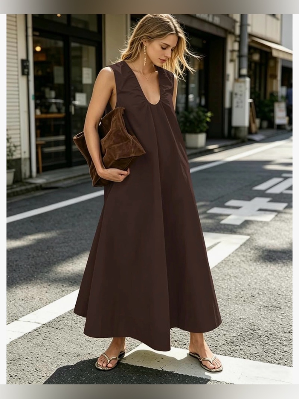 NWOT/Boutique Ruched maxi dress relaxed fit brown size medium/ casual fit